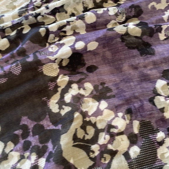 Purple patterned infinity scarf - Picture 5 of 6